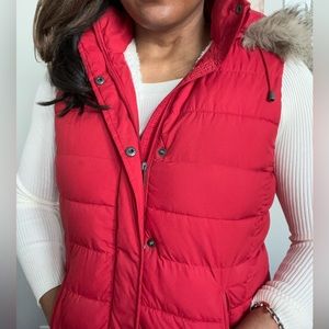 Warm Banana Republic Vest ❄️